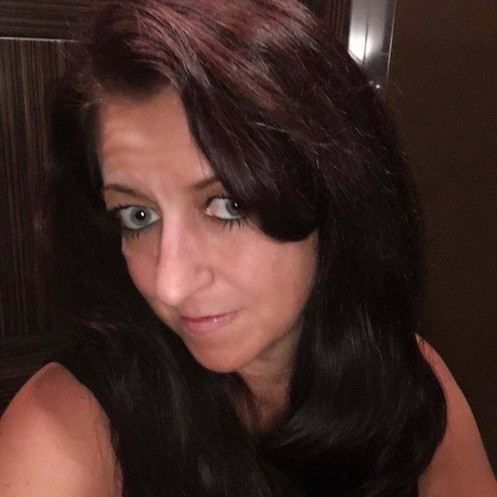 Meet your Posher, Michele